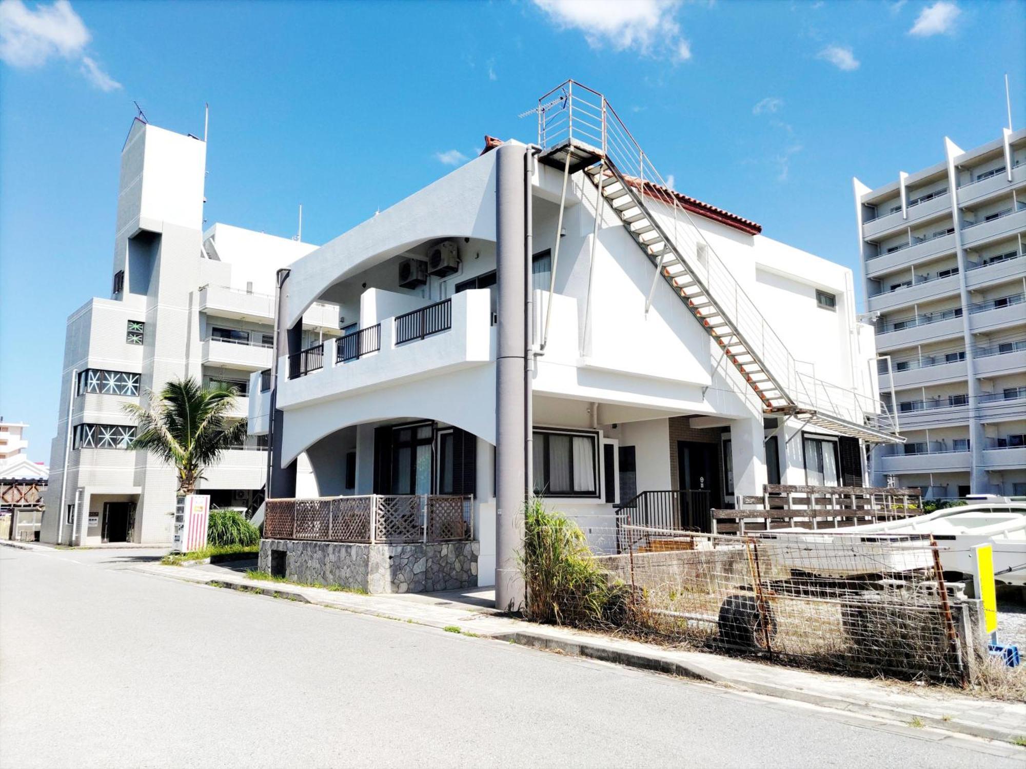 Kariyushi Condominium Resort Sea Side House Nago Exterior photo